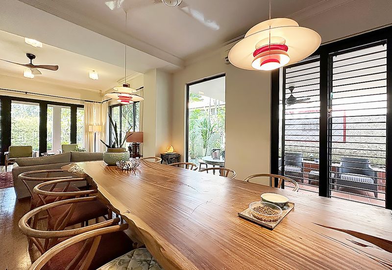 Unique E&O inspired resort home. Excellent structured ready to move in.