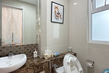 Rafflesia @ The Hill