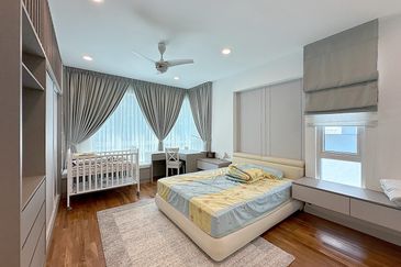 Rafflesia @ The Hill