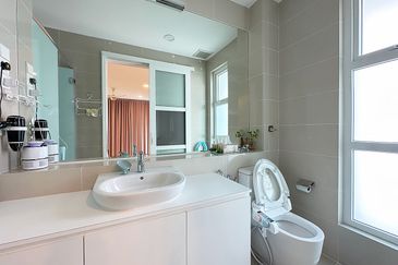 Rafflesia @ The Hill