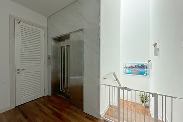 Rafflesia @ The Hill