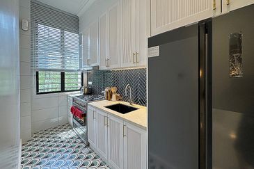 Rafflesia @ The Hill