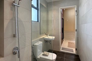 Rafflesia @ The Hill