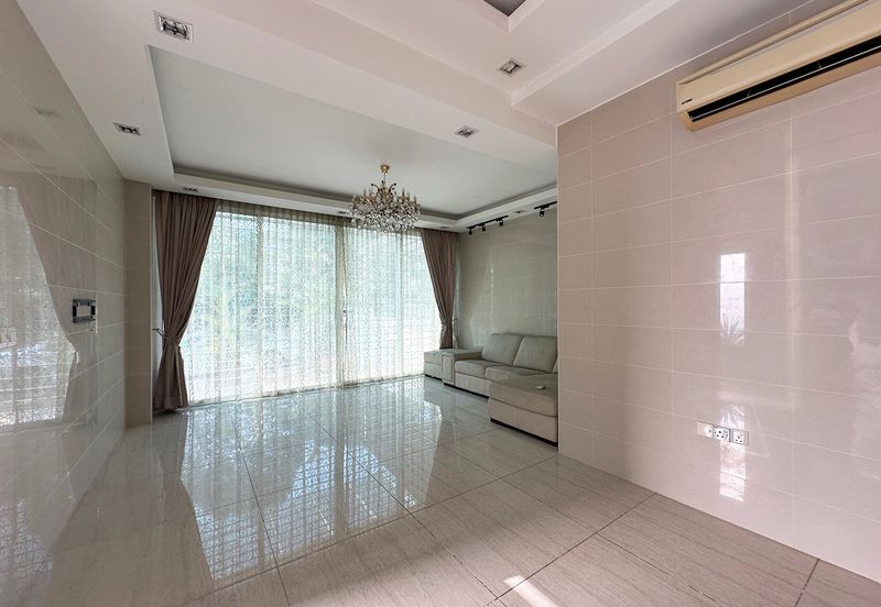 Rafflesia Damansara Perdana