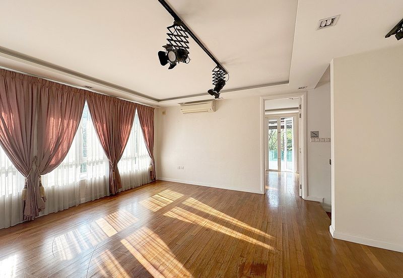 Rafflesia Damansara Perdana