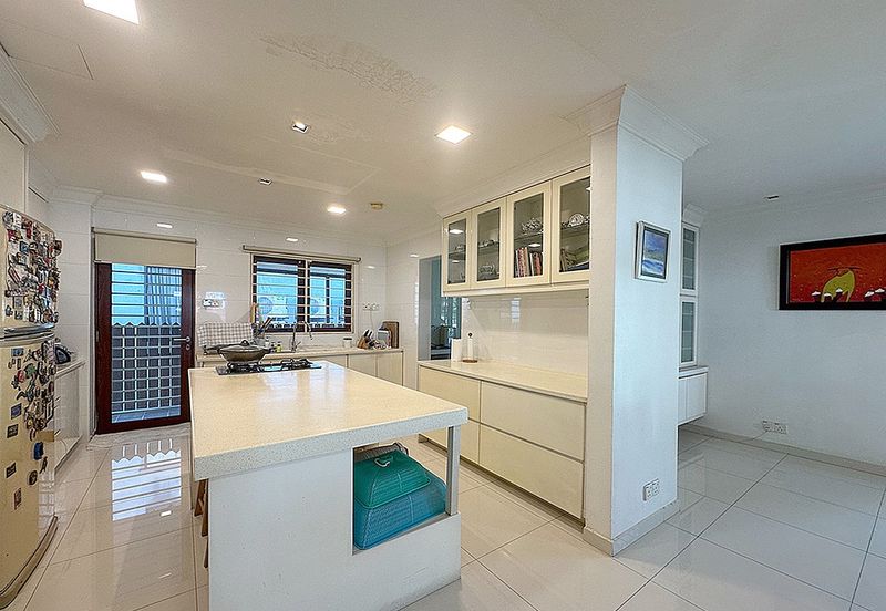 Jalan Desa Seputeh 1 