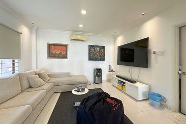 Jalan Desa Seputeh 1 