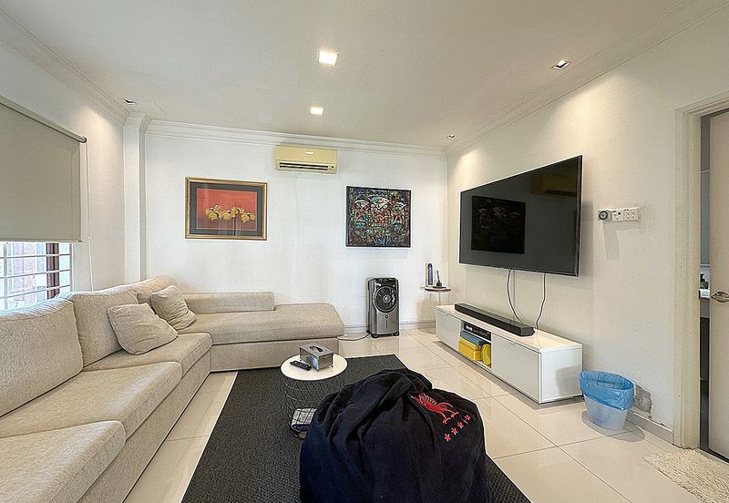 Jalan Desa Seputeh 1 