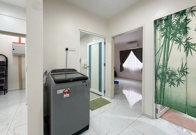 Prestine move in condition home with large rooms and spacious halls