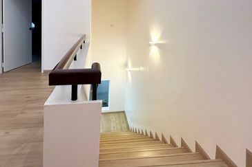 Prestine move in condition home with large rooms and spacious halls