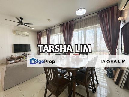 Comfy good size unit comes with 4 plus 1 rooms facing green hill view, Selangor, Mutiara Damansara