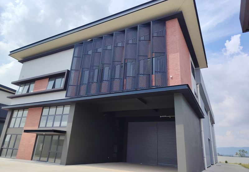 Elmina Business Park