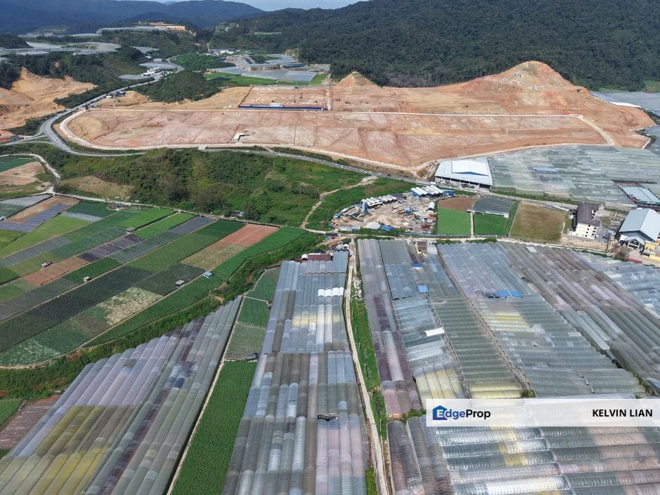 1.55 Acres Farm Land with Greenhouse , Pahang, Cameron Highlands