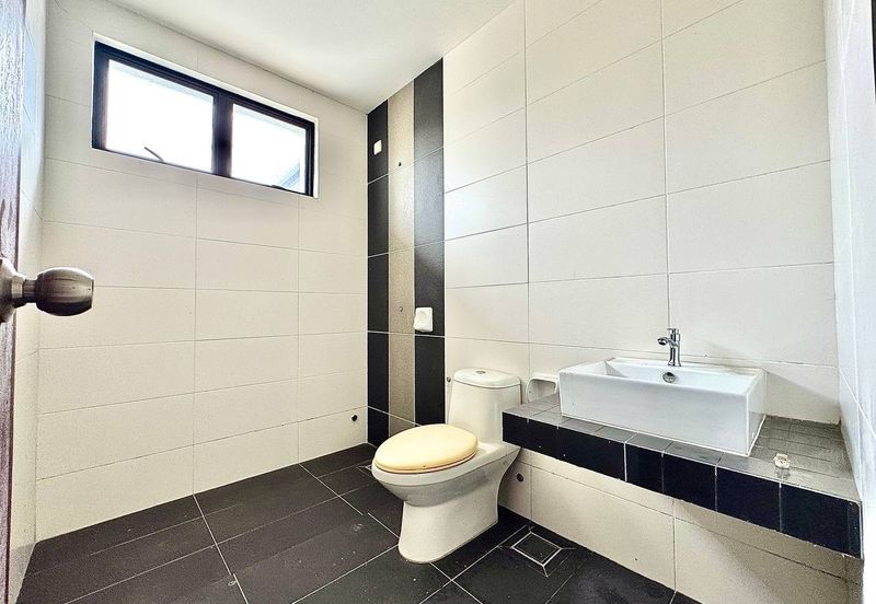 Saffron Hills @ Denai Alam