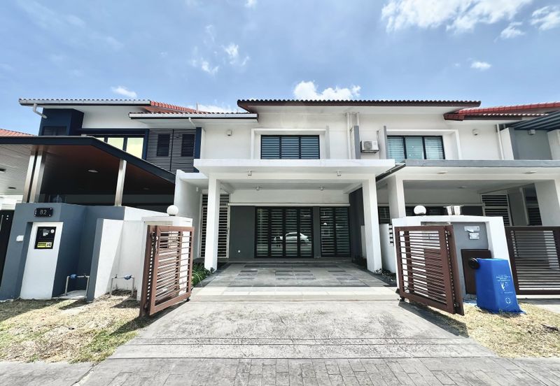 Pentas 2 @ Alam Impian