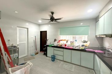 Taman Amanputra, Puchong South