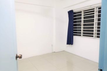 Level 1! Apartment Melor Sek. 5 Bangi