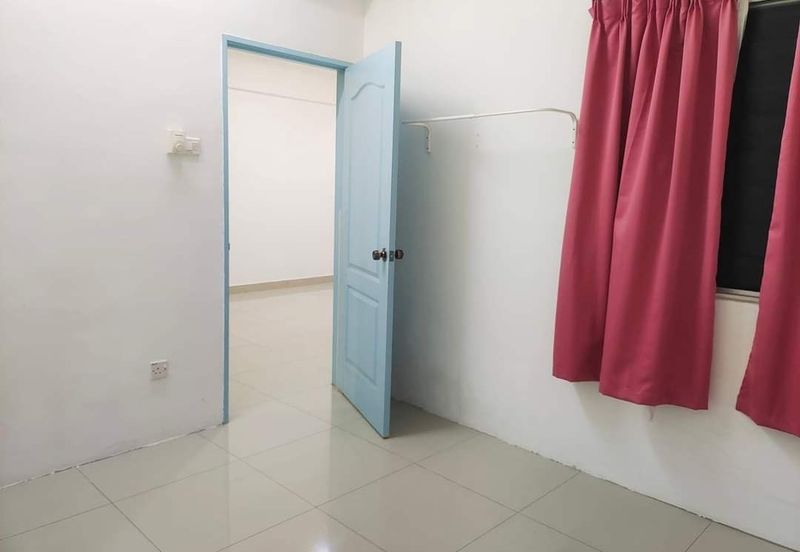 Level 1! Apartment Melor Sek. 5 Bangi