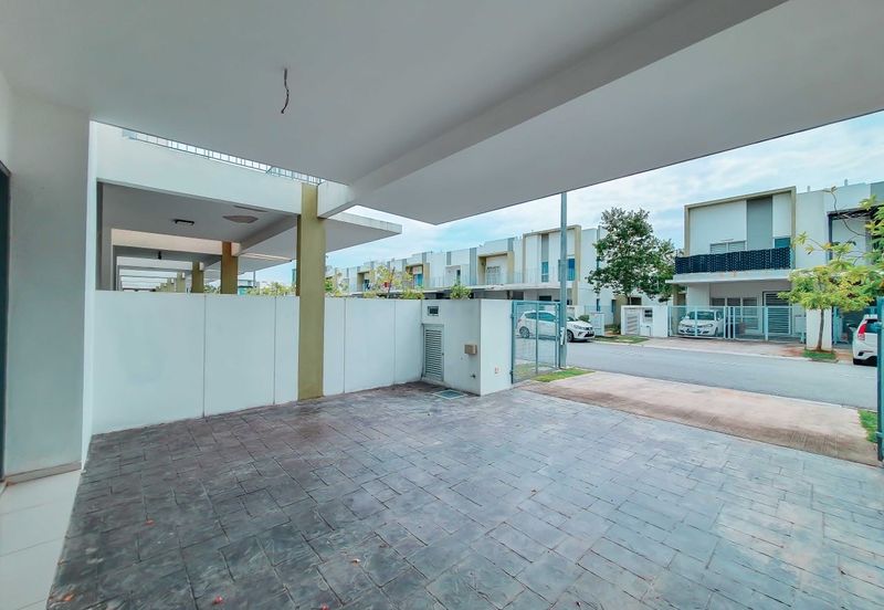 Casa Wood @ Cybersouth