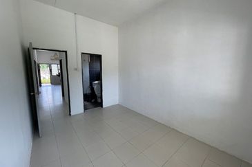 Endlot! Single Storey Jalan Lombong Shah Alam