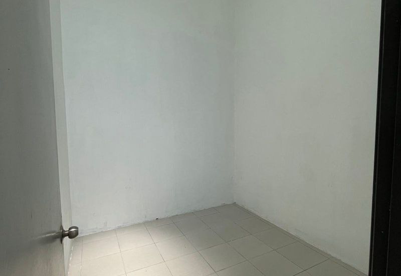 Endlot! Single Storey Jalan Lombong Shah Alam
