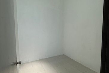Endlot! Single Storey Jalan Lombong Shah Alam