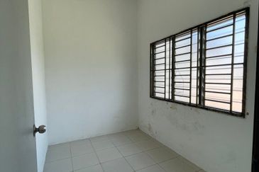 Endlot! Single Storey Jalan Lombong Shah Alam