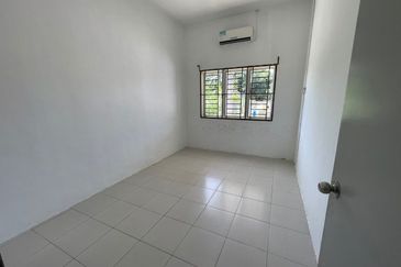 Endlot! Single Storey Jalan Lombong Shah Alam