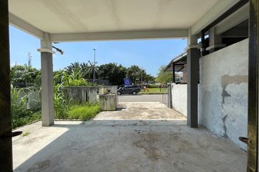 Endlot! Single Storey Jalan Lombong Shah Alam