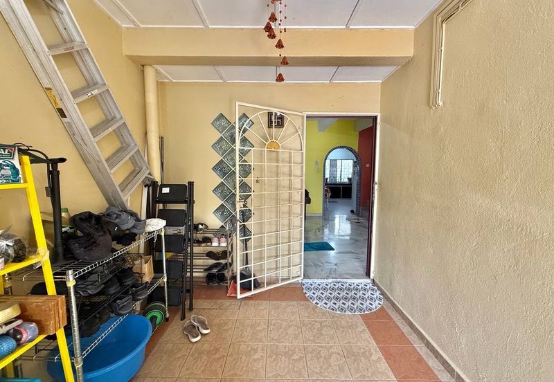 Taman Kinrara Seksyen 2