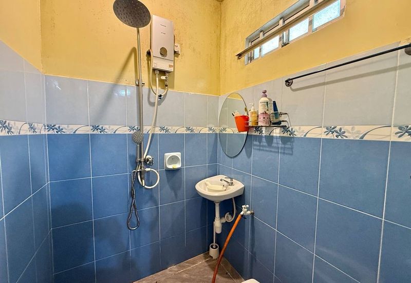 Taman Kinrara Seksyen 2