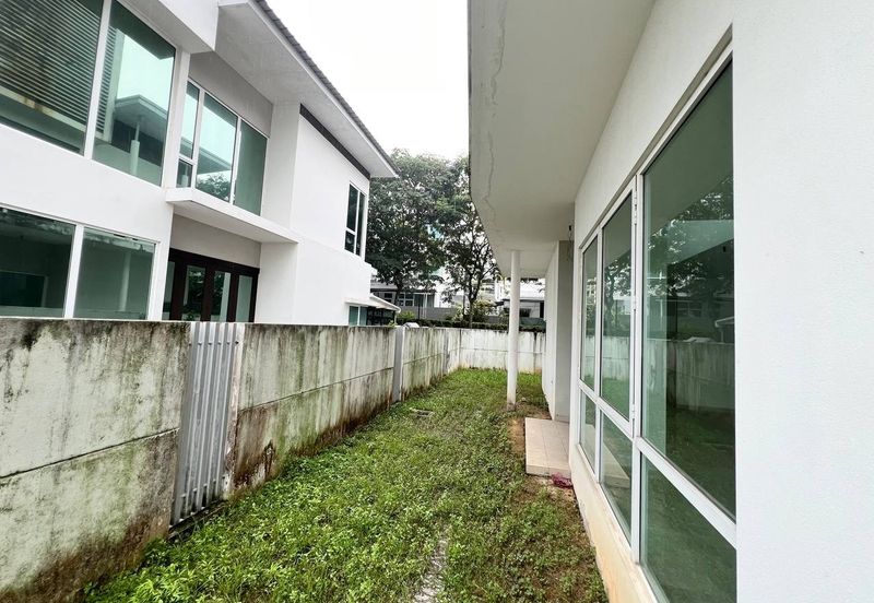 Jacaranda Garden Residence