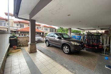 Bukit Jelutong