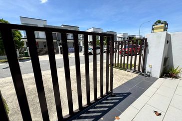 Frossa @ Setia Ecohill 2