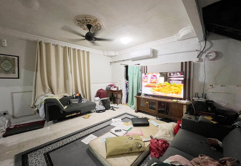 End Lot 2-Storey Jalan Kemboja, Bukit Beruntung