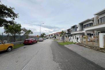 Ixora Residences @ Bandar Seri Coalfields