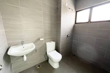 Dahlia Sari @ Saujana Perdana