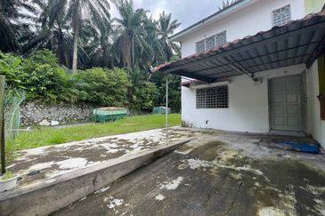 Taman Tasik Semenyih (Lake Residence)