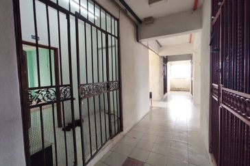 Pangsapuri Damai Mewah B