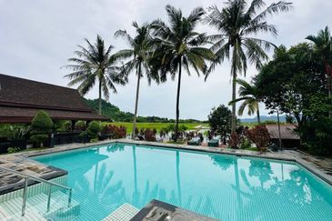 Authentic Malay Villa Estate @ Makam Mahsuri