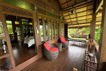 Authentic Malay Villa Estate @ Makam Mahsuri