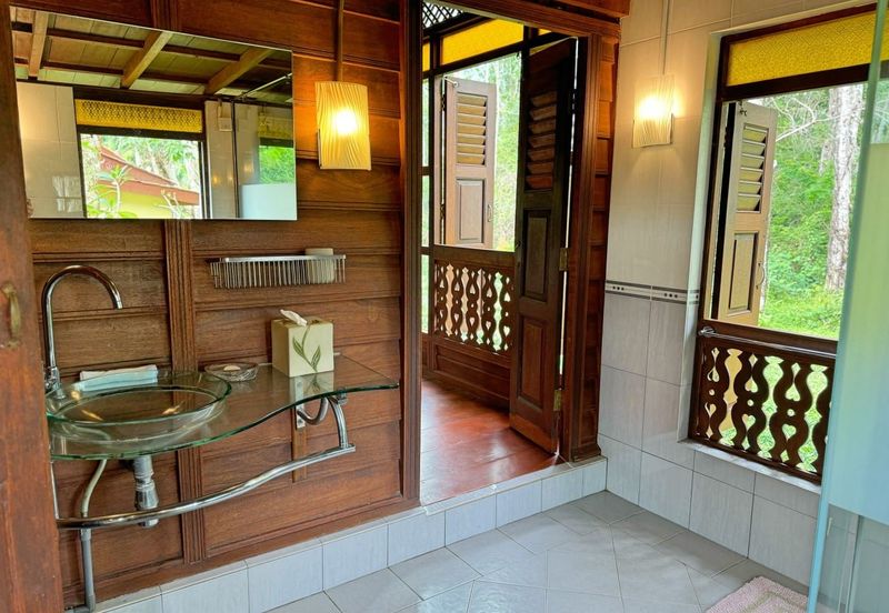 Authentic Malay Villa Estate @ Makam Mahsuri