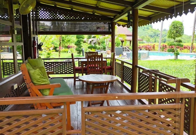 Authentic Malay Villa Estate @ Makam Mahsuri