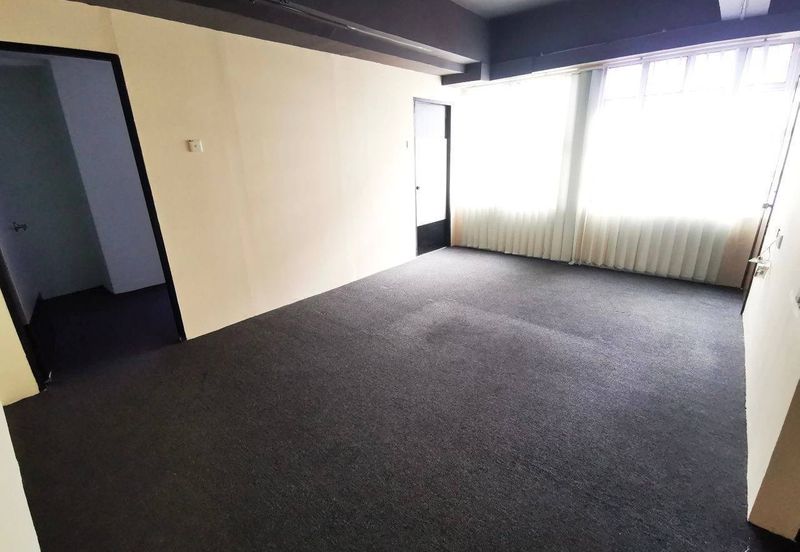 Renovated! Office Lot @ Kelana Jaya Square