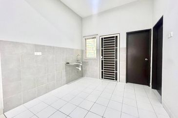 2-Storey Taman Ruby, Dengkil