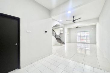 2-Storey Taman Ruby, Dengkil