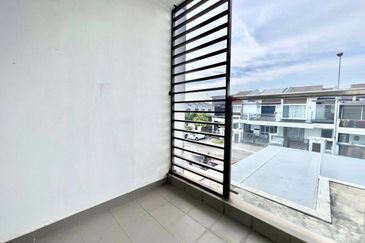 2-Storey Taman Ruby, Dengkil
