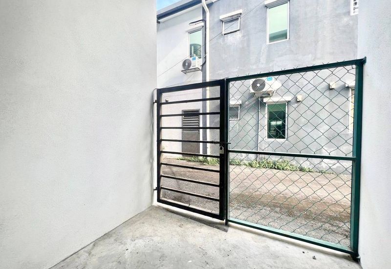 2-Storey Taman Ruby, Dengkil