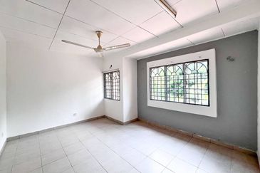 Jalan Suakasih @ Tun Hussein Onn