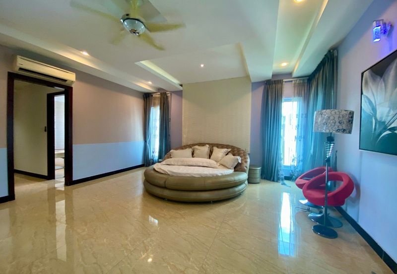 3.5 Storey Bungalow, The Mines Resort City